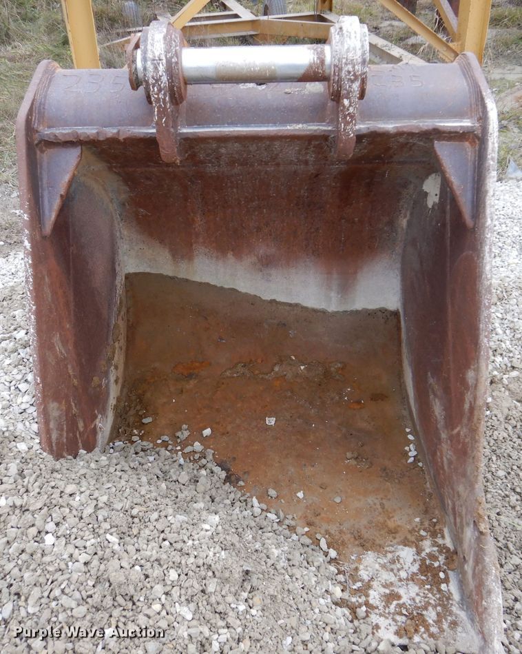 image for item DL5875 47" W excavator bucket