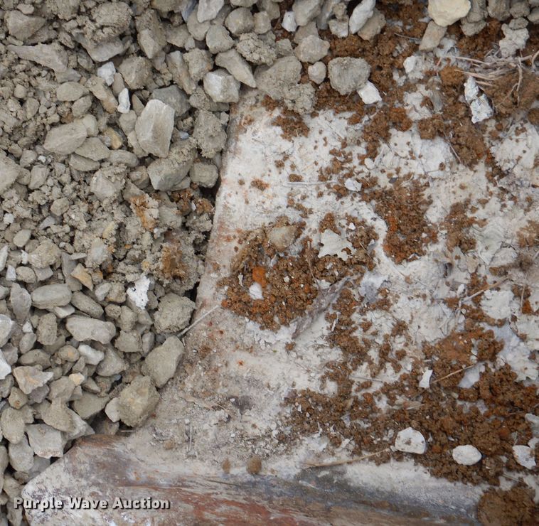 image for item DL5875 47" W excavator bucket