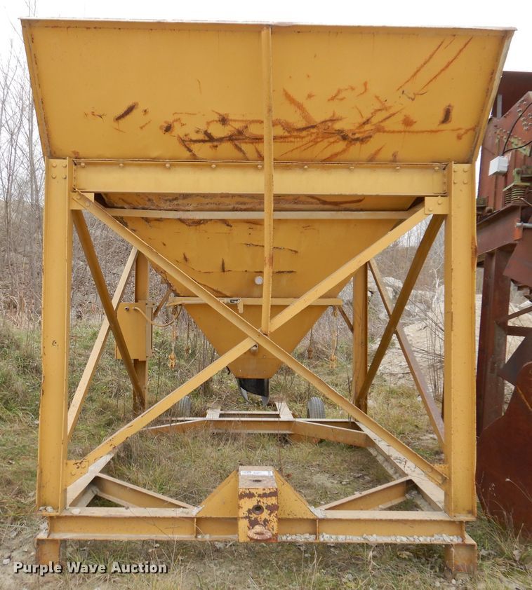 image for item DL5876 Payne  surge bin