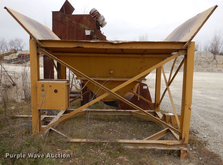 image for item DL5876 Payne  surge bin