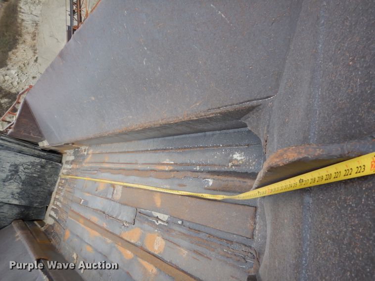 image for item DL5877 Eagle 33D5400  crusher