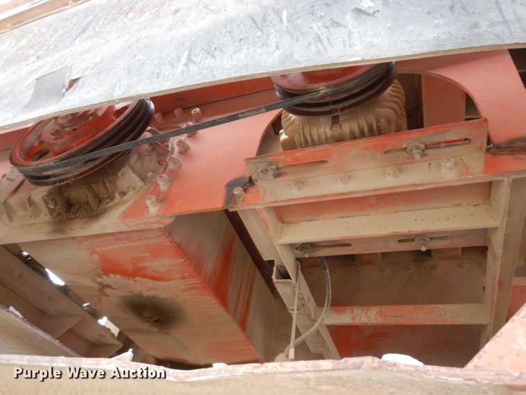 image for item DL5877 Eagle 33D5400  crusher