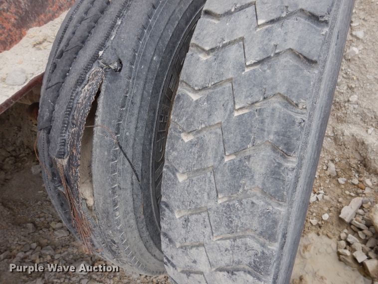 image for item DL5877 Eagle 33D5400  crusher