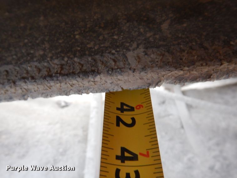 image for item DL5877 Eagle 33D5400  crusher