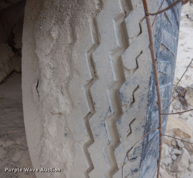 image for item DL5877 Eagle 33D5400  crusher