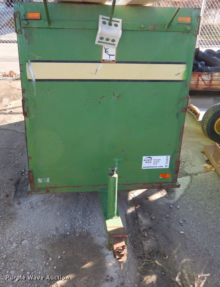 image for item DL5878 Utility trailer