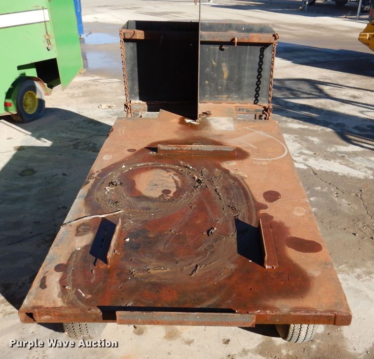 image for item DL5878 Utility trailer