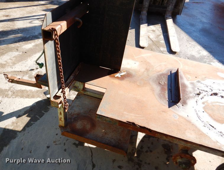 image for item DL5878 Utility trailer