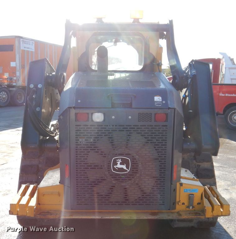 image for item DL5879 John Deere 333G  tracked skid steer loader