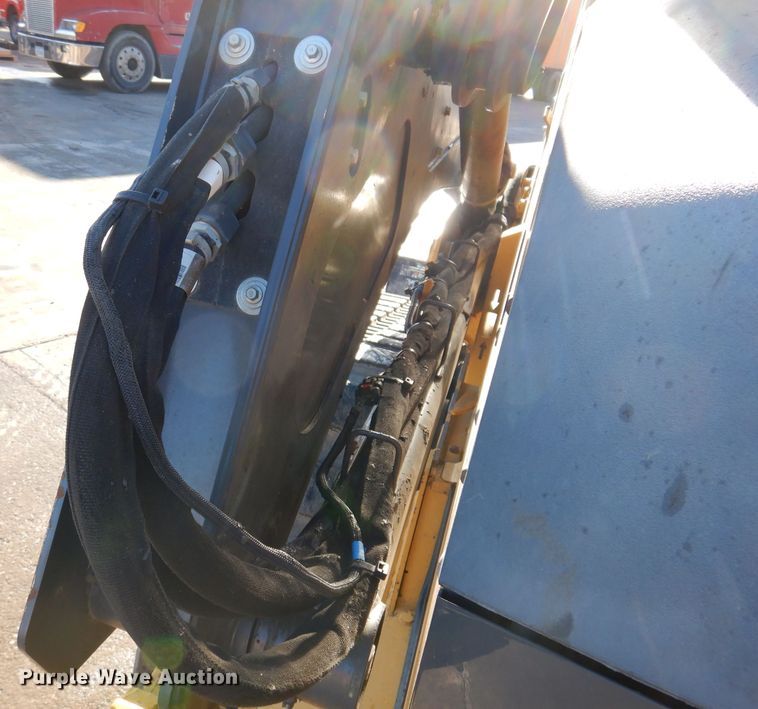 image for item DL5879 John Deere 333G  tracked skid steer loader