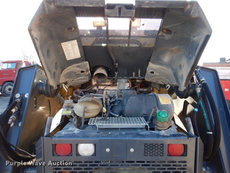 image for item DL5879 John Deere 333G  tracked skid steer loader