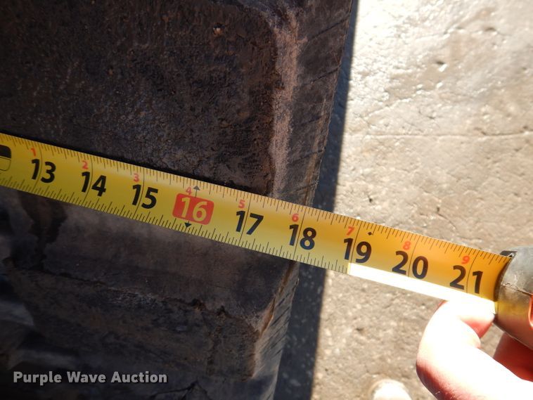 image for item DL5879 John Deere 333G  tracked skid steer loader