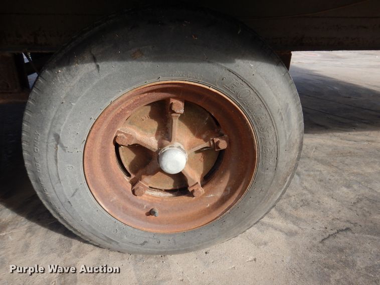 image for item DL5880 1996 Transit  jobsite trailer