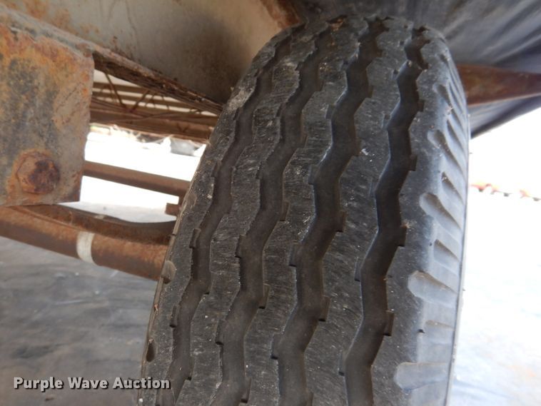 image for item DL5880 1996 Transit  jobsite trailer