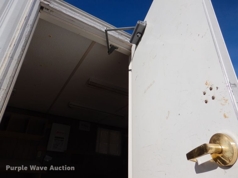 image for item DL5882 1998 Mobile Structure  jobsite trailer