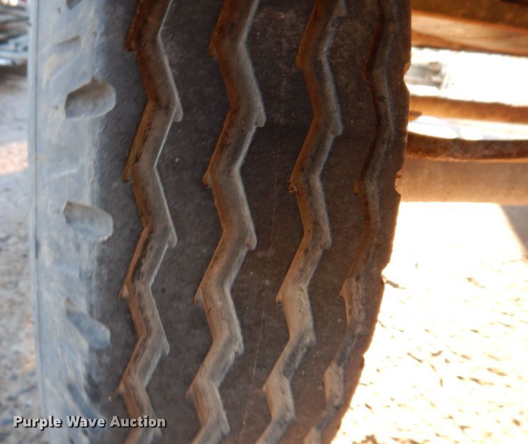 image for item DL5882 1998 Mobile Structure  jobsite trailer