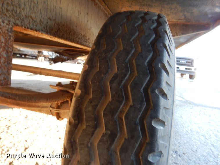 image for item DL5882 1998 Mobile Structure  jobsite trailer