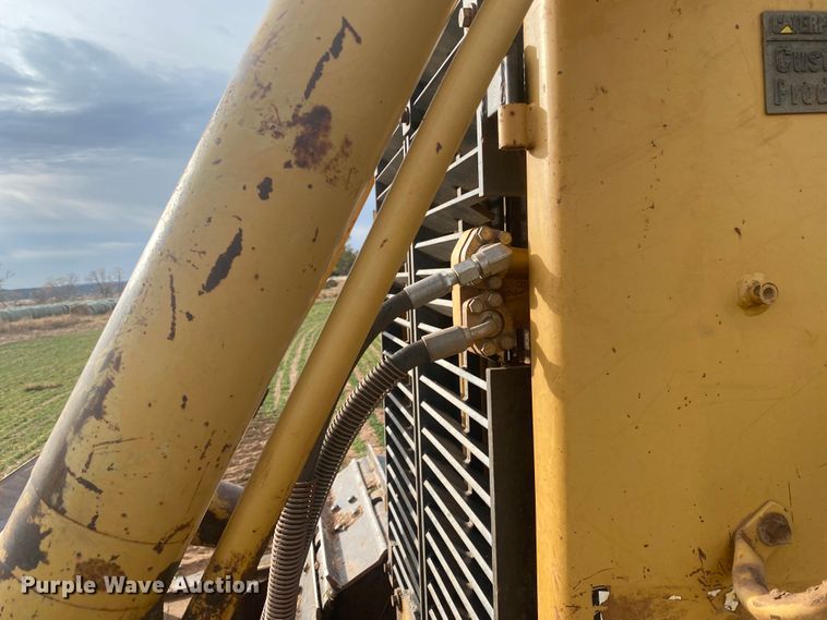 image for item DL6189 2001 Caterpillar D6R LGP  dozer