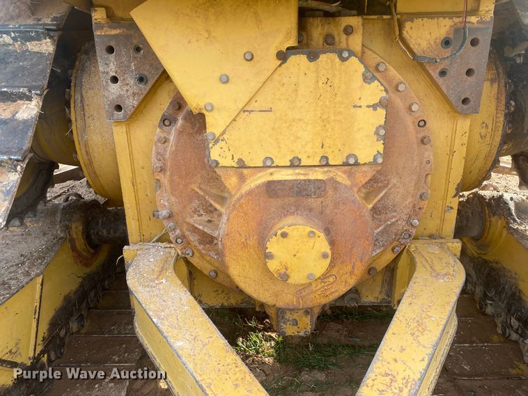 image for item DL6189 2001 Caterpillar D6R LGP  dozer