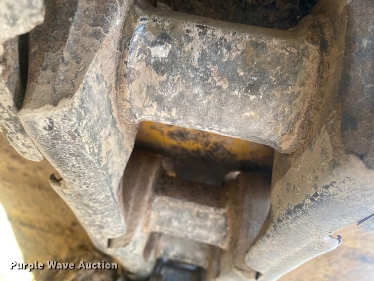 image for item DL6189 2001 Caterpillar D6R LGP  dozer