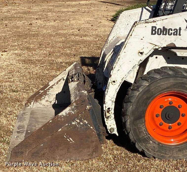 image for item DL6776 1997 Bobcat 763  skid steer loader