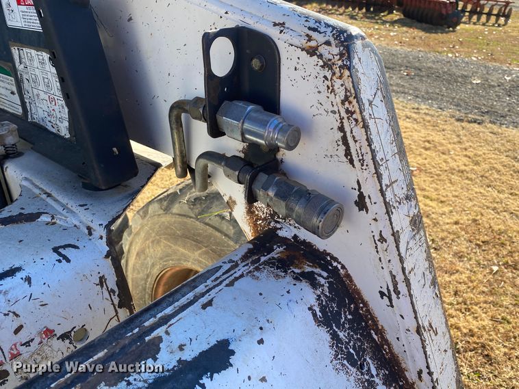 image for item DL6776 1997 Bobcat 763  skid steer loader