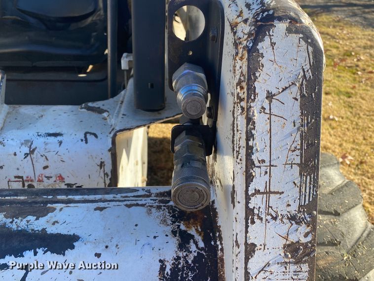 image for item DL6776 1997 Bobcat 763  skid steer loader