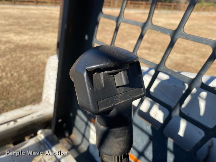 image for item DL6776 1997 Bobcat 763  skid steer loader