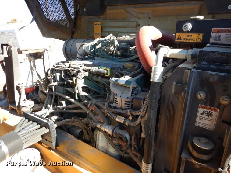 image for item DM0697 2014 Volvo DD120B  double drum vibratory roller