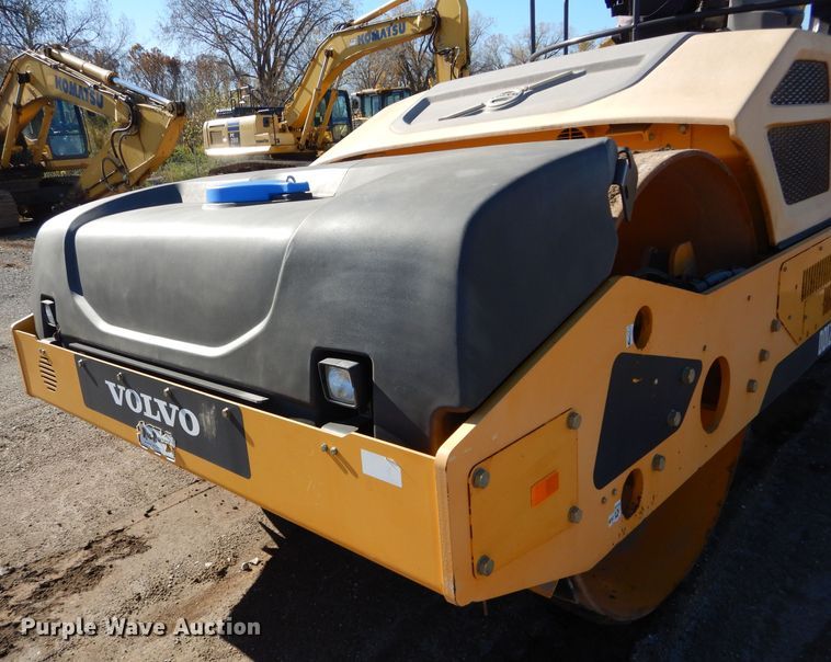 image for item DM0697 2014 Volvo DD120B  double drum vibratory roller