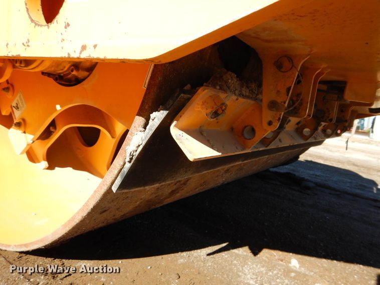 image for item DM0697 2014 Volvo DD120B  double drum vibratory roller