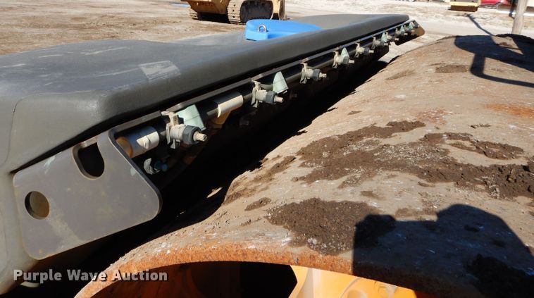 image for item DM0697 2014 Volvo DD120B  double drum vibratory roller