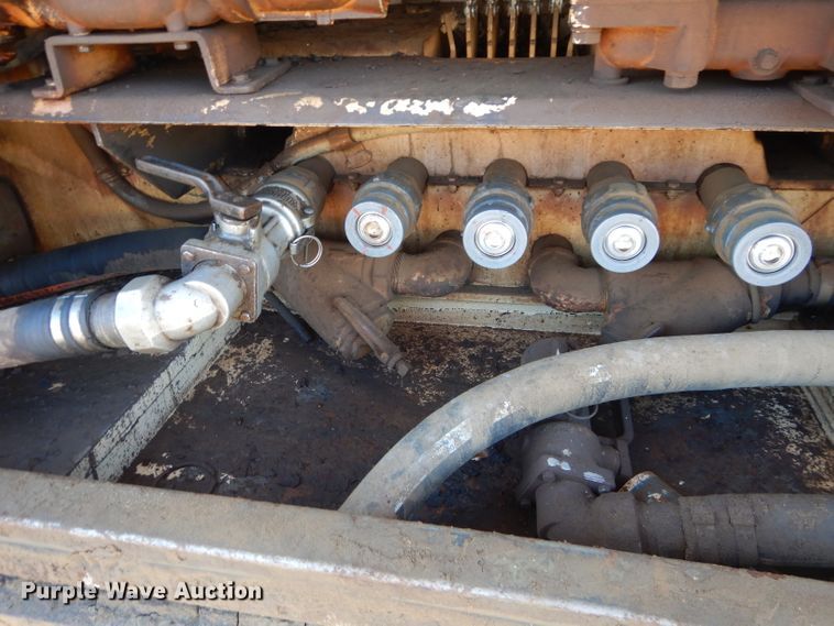 image for item DM0734 1993 International 4700  fuel truck