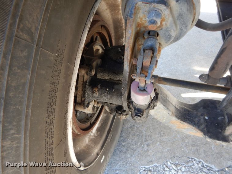 image for item DM4411 1998 Freightliner FL70  crane truck