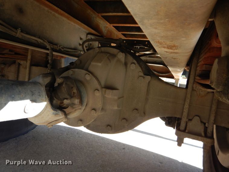 image for item DM4411 1998 Freightliner FL70  crane truck