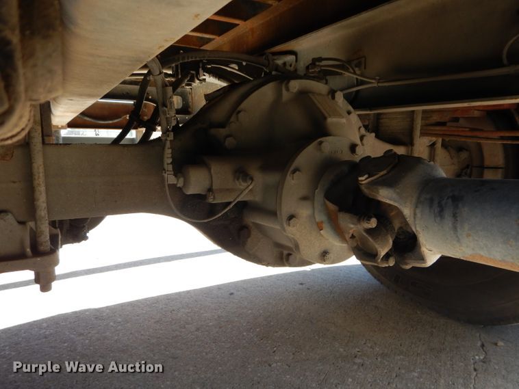 image for item DM4411 1998 Freightliner FL70  crane truck