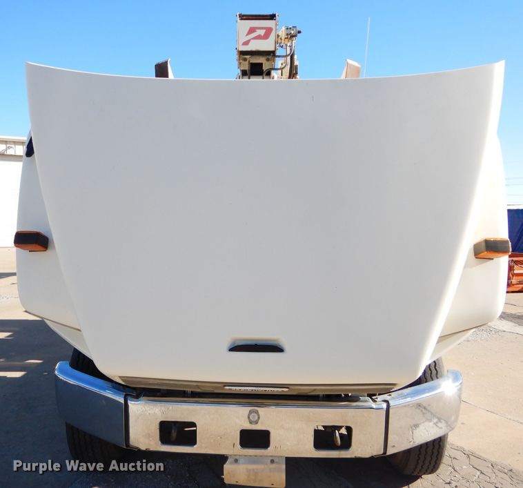 image for item DM4411 1998 Freightliner FL70  crane truck