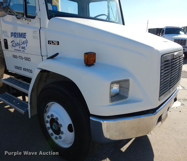 image for item DM4411 1998 Freightliner FL70  crane truck