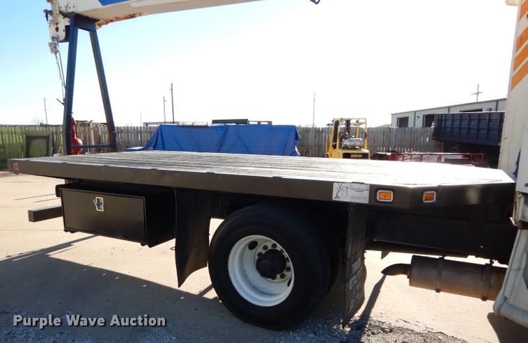 image for item DM4411 1998 Freightliner FL70  crane truck