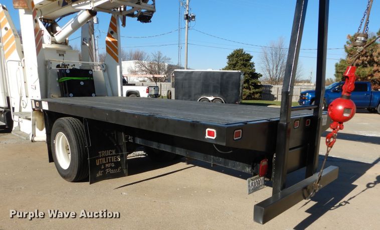 image for item DM4411 1998 Freightliner FL70  crane truck