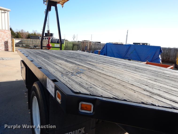 image for item DM4411 1998 Freightliner FL70  crane truck