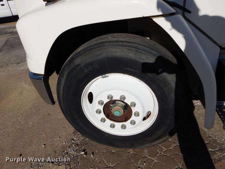 image for item DM4411 1998 Freightliner FL70  crane truck