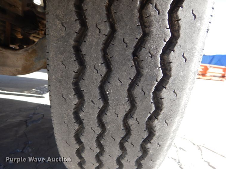 image for item DM4411 1998 Freightliner FL70  crane truck