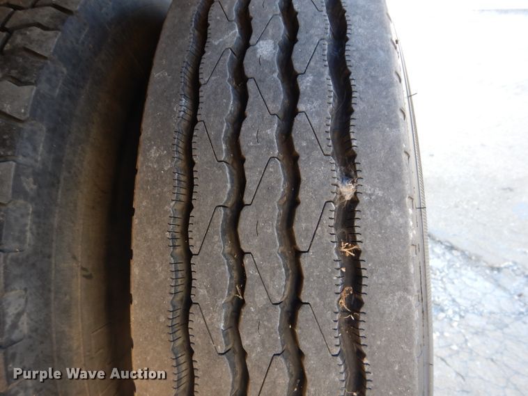 image for item DM4411 1998 Freightliner FL70  crane truck