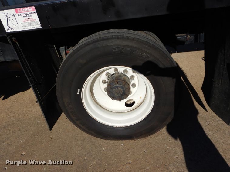 image for item DM4411 1998 Freightliner FL70  crane truck