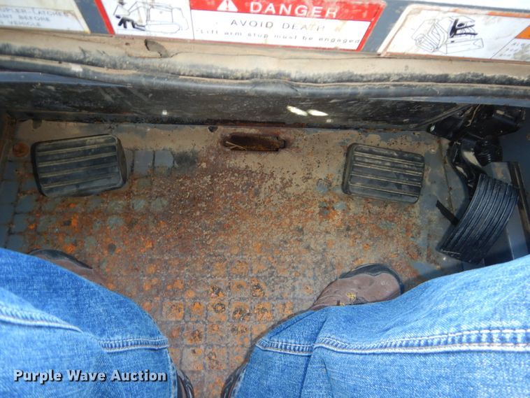 image for item DM4419 2016 Takeuchi TL12  tracked skid steer loader