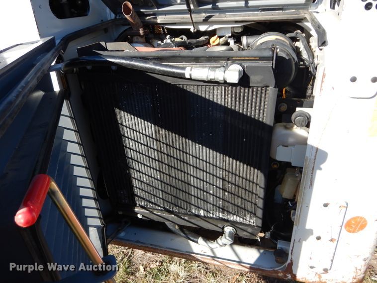 image for item DM4419 2016 Takeuchi TL12  tracked skid steer loader