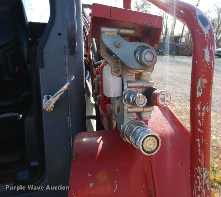 image for item DM4419 2016 Takeuchi TL12  tracked skid steer loader