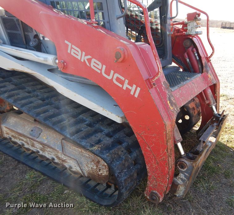 image for item DM4419 2016 Takeuchi TL12  tracked skid steer loader