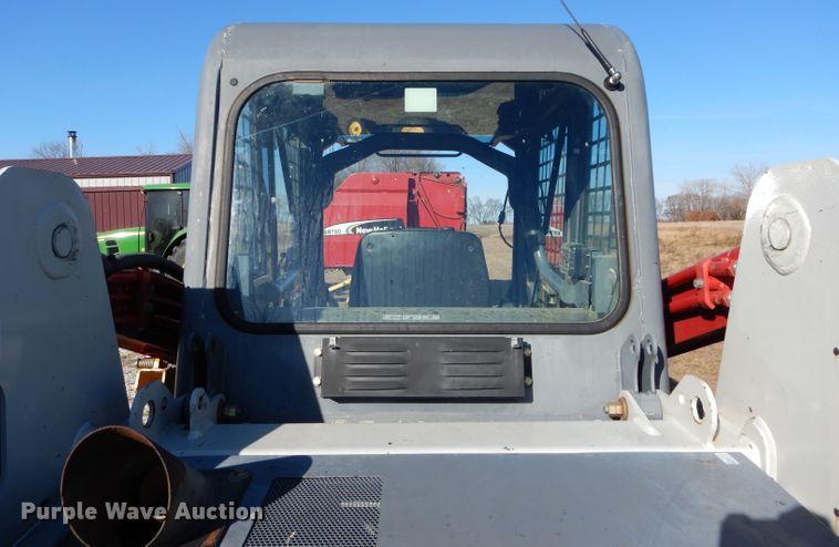 image for item DM4419 2016 Takeuchi TL12  tracked skid steer loader